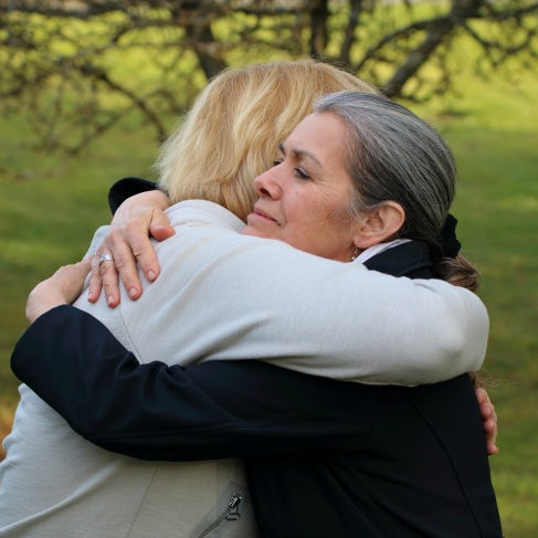 How to Help Grieving Friends Who Just Lost Someone