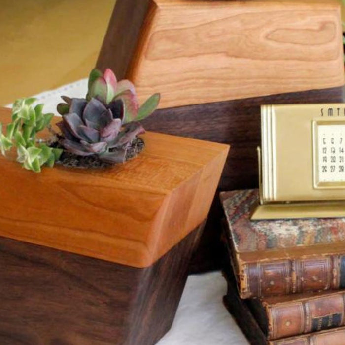 Planter Urn Keepsake with Calendar