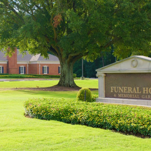 A Loved One Just Passed - How Do I Find a Good Cremation Provider?